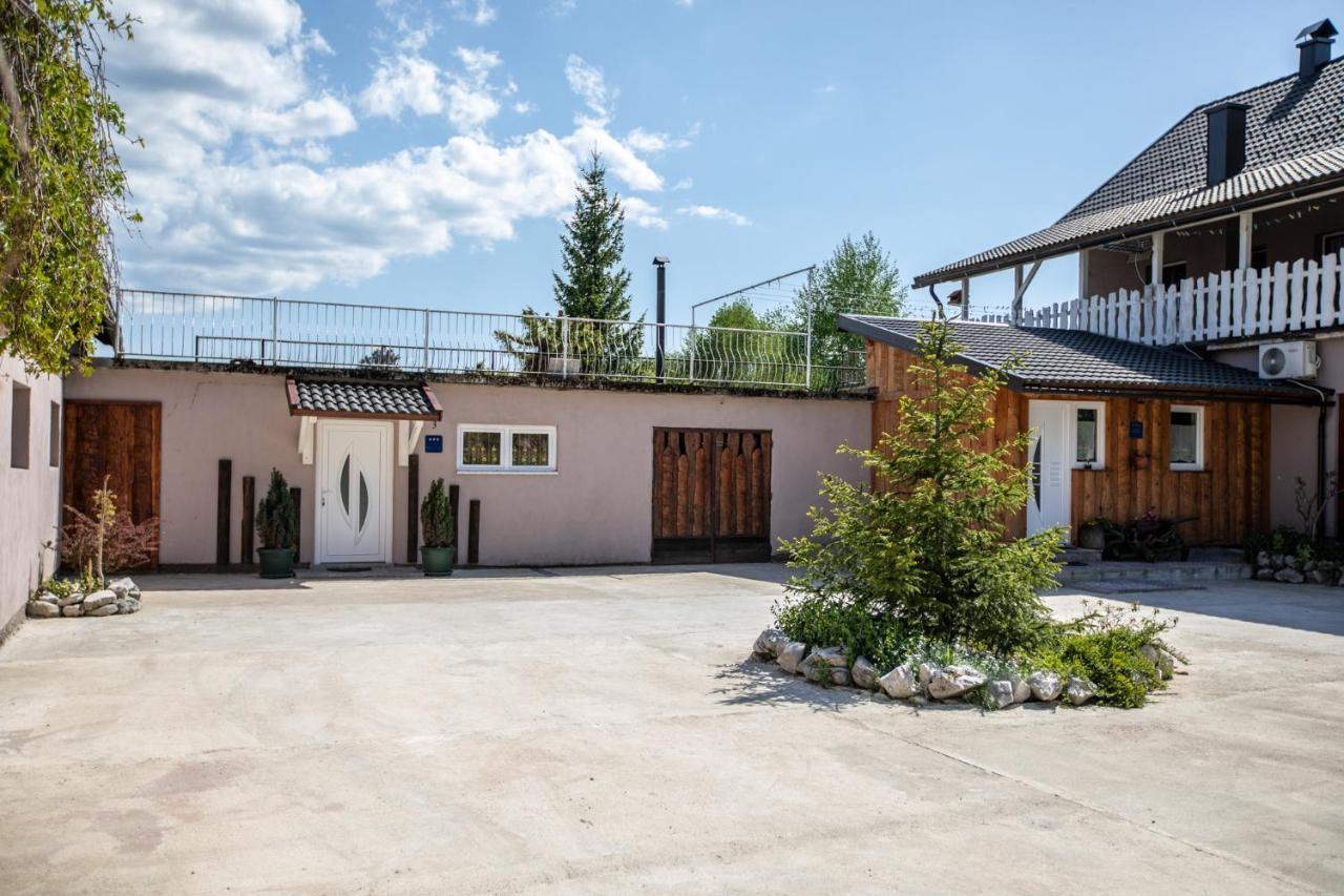 Sumski Dvori Apartment Ogulin Exteriér fotografie